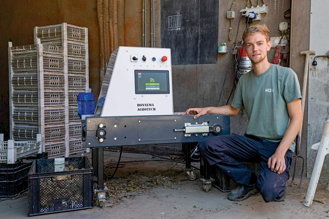 Jente Bonnema bij de Bonnema AgroTech Scanner